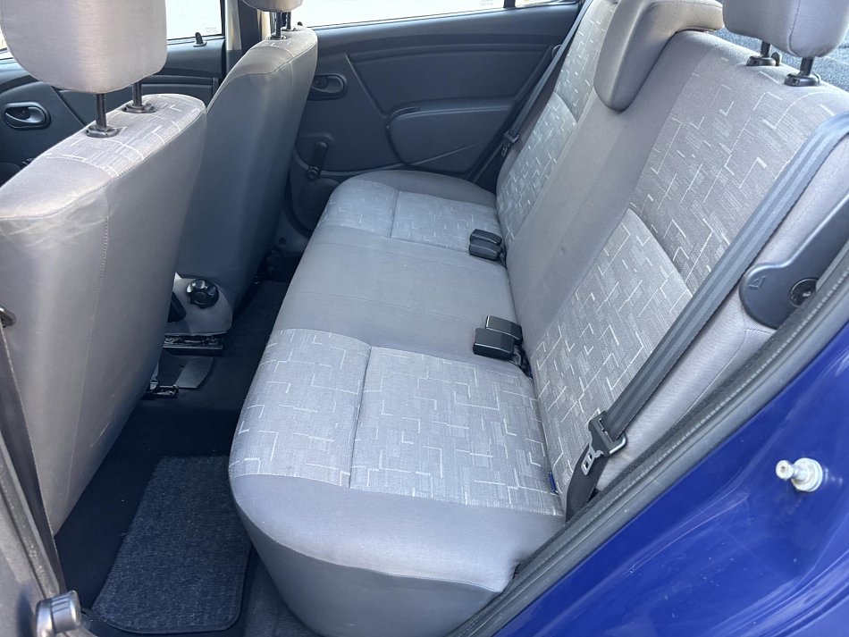 Dacia Sandero 1.4 i 