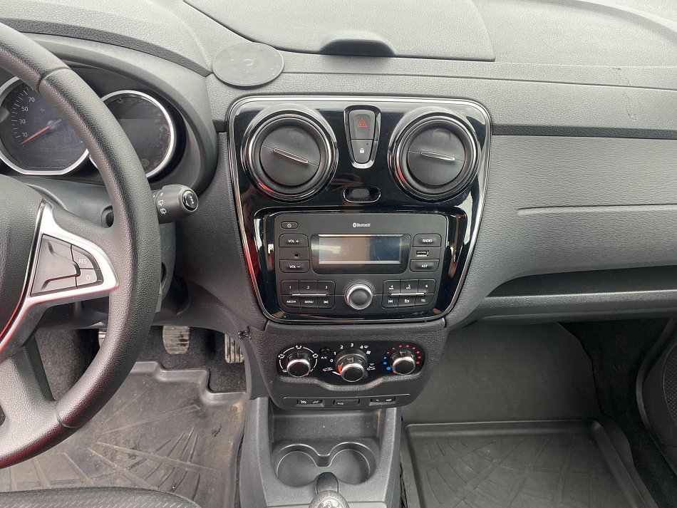 Dacia Lodgy 1.6i 