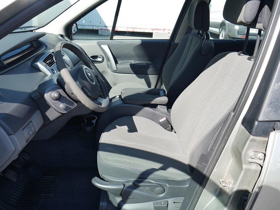 Renault Scénic 1.5 dCi 