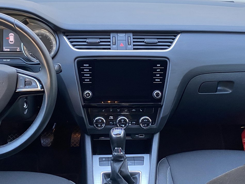 Škoda Octavia III 1.6 TDi Ambition Plus