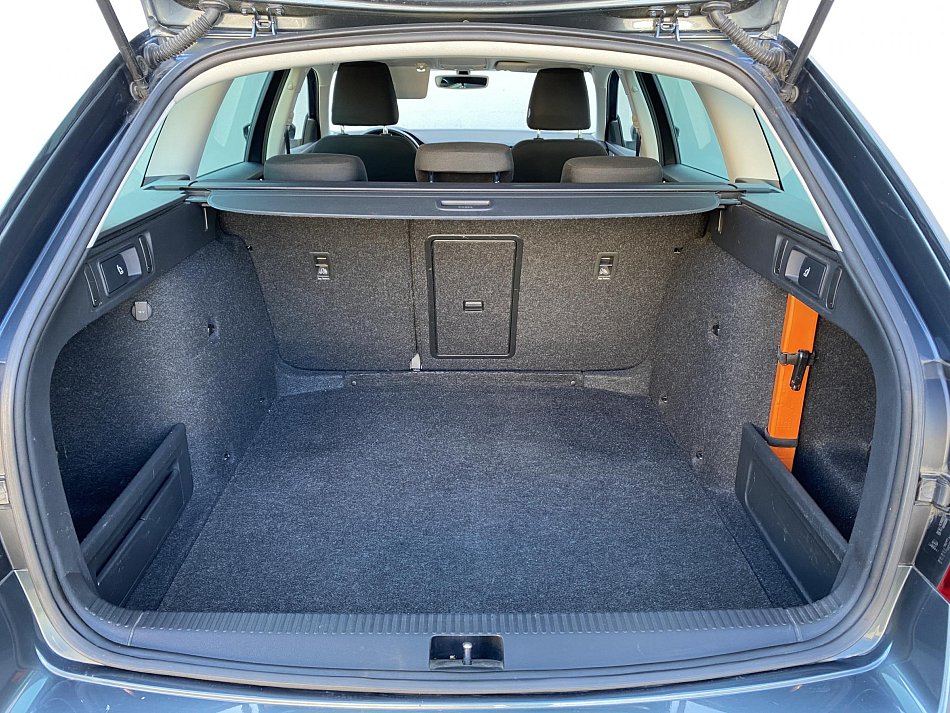 Škoda Octavia III 1.6 TDi Ambition Plus