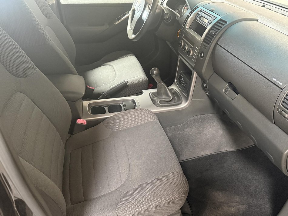Nissan Pathfinder 2.5dCi  4x4