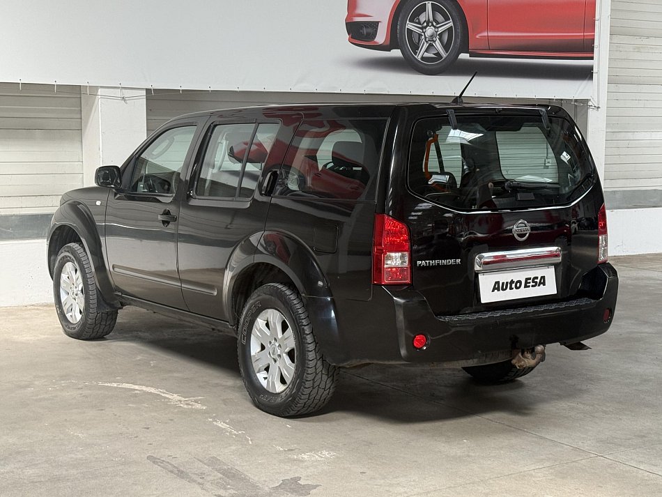 Nissan Pathfinder 2.5dCi  4x4