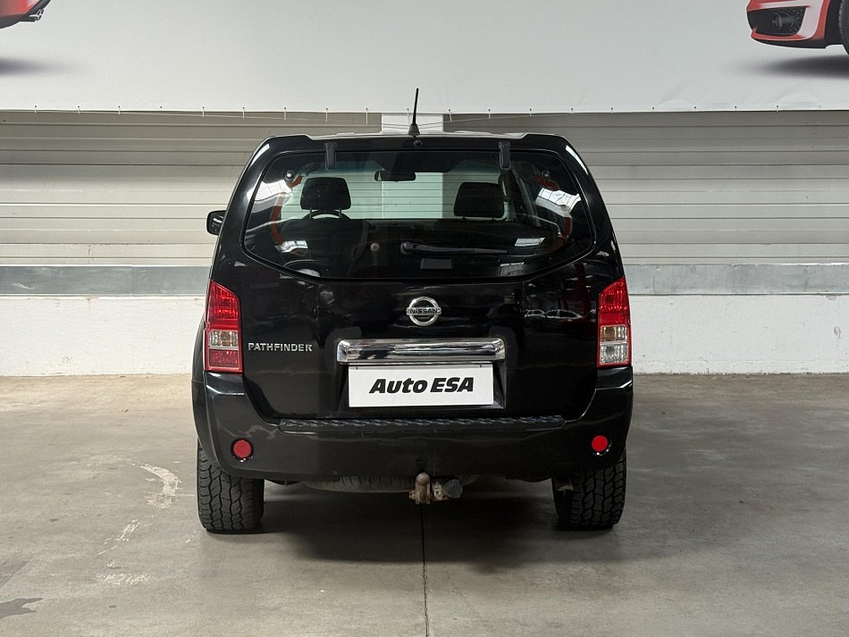 Nissan Pathfinder 2.5dCi  4x4