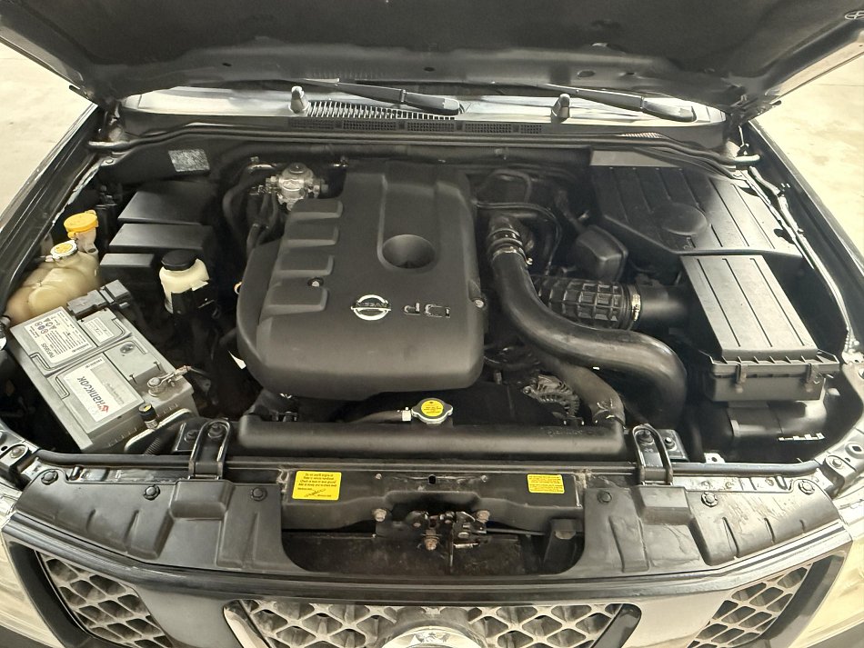 Nissan Pathfinder 2.5dCi  4x4