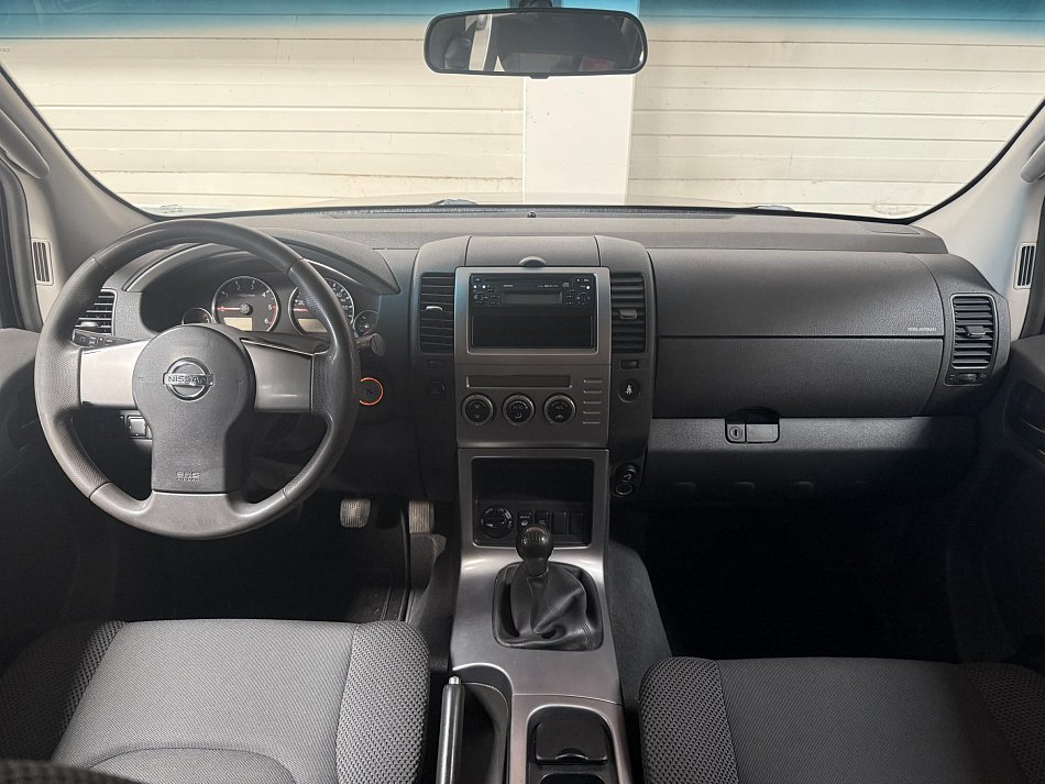 Nissan Pathfinder 2.5dCi  4x4