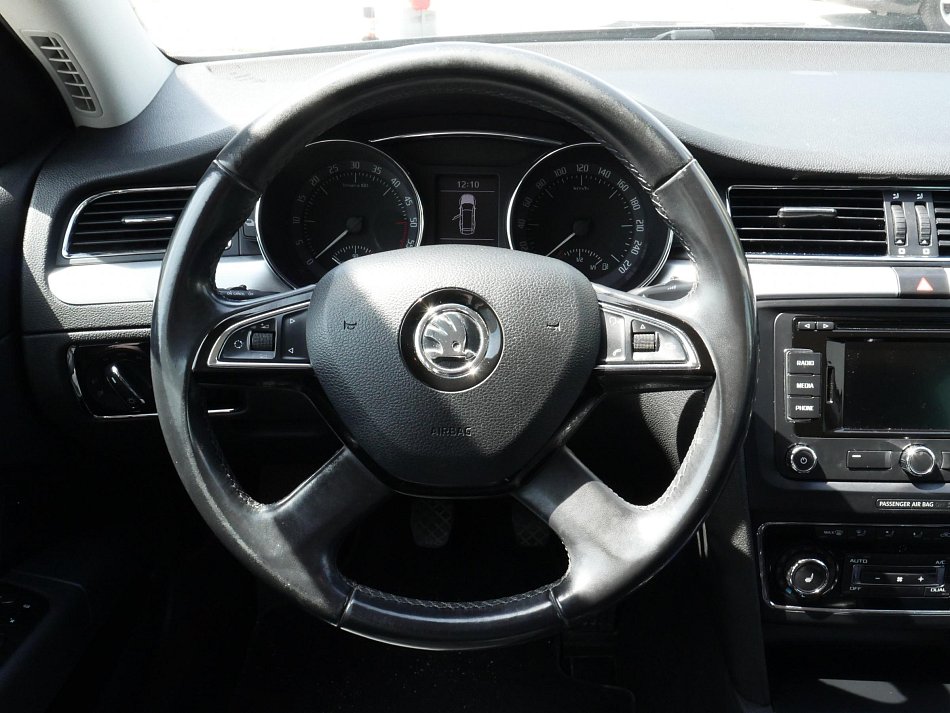 Škoda Superb II 2.0 TDi Elegance