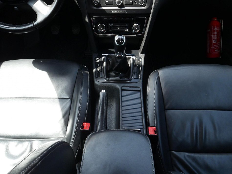 Škoda Superb II 2.0 TDi Elegance