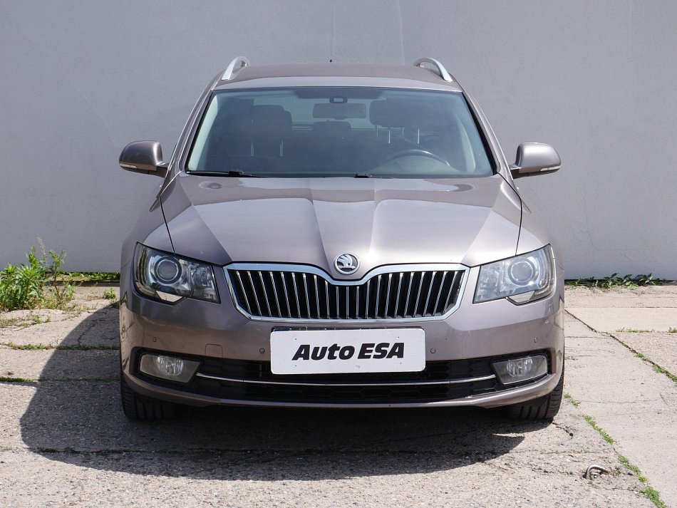 Škoda Superb II 2.0 TDi Elegance