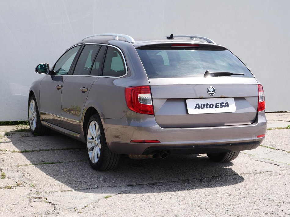 Škoda Superb II 2.0 TDi Elegance