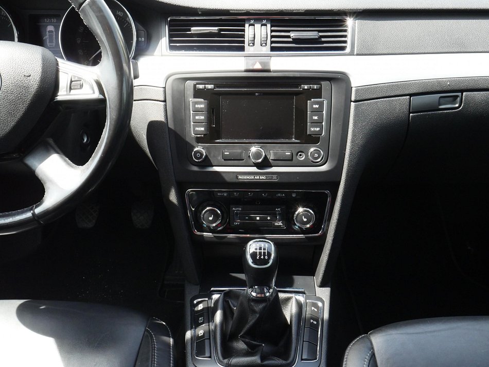 Škoda Superb II 2.0 TDi Elegance