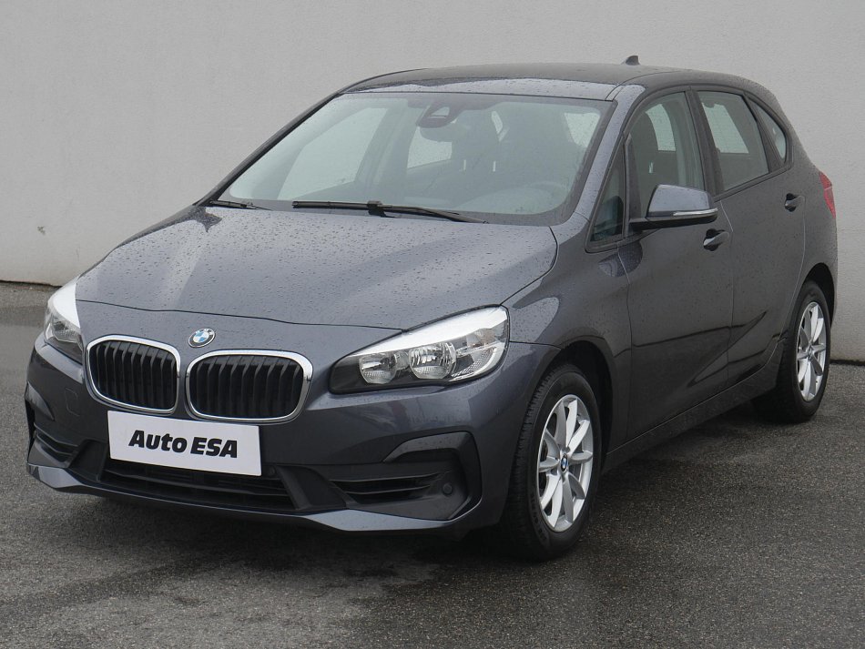 BMW Řada 2 1.5 i Advantage 218i