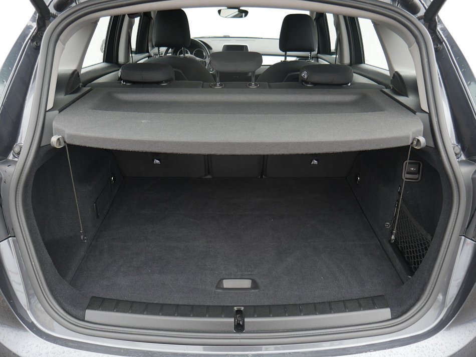 BMW Řada 2 1.5 i Advantage 218i