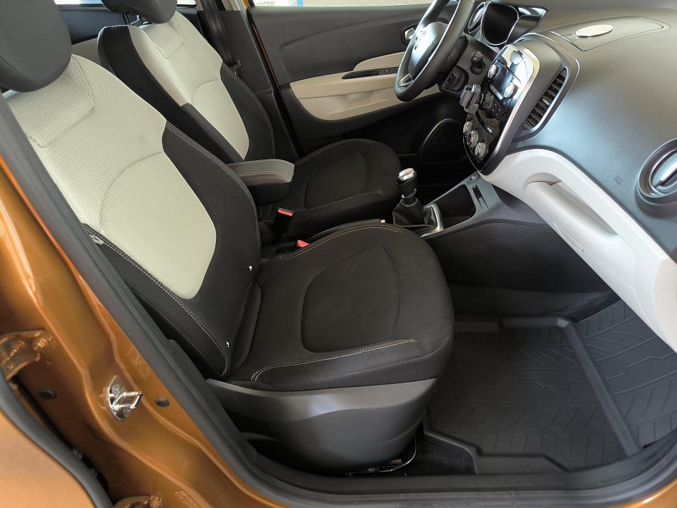 Renault Captur 1.2TCe 