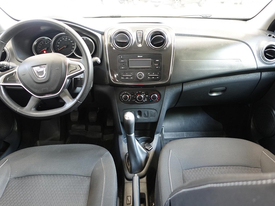 Dacia Sandero 1.0i 