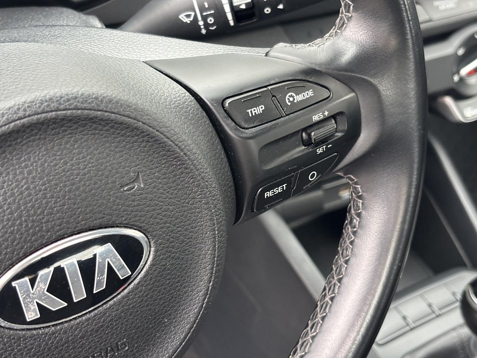 Kia Stonic 1.2i 