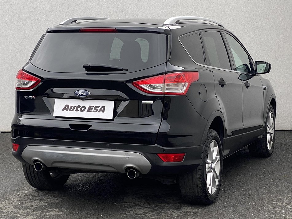 Ford Kuga 1.5 EB Titanium