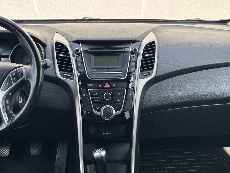 Hyundai I30 1.6i 