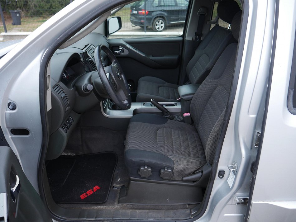 Nissan Pathfinder 2.5dCi  4x4