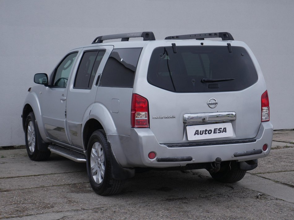 Nissan Pathfinder 2.5dCi  4x4