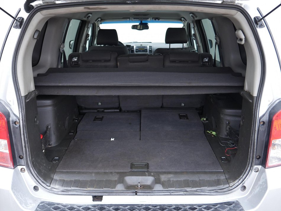 Nissan Pathfinder 2.5dCi  4x4