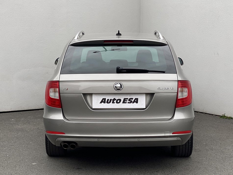 Škoda Superb II 2.0 TDi Elegance