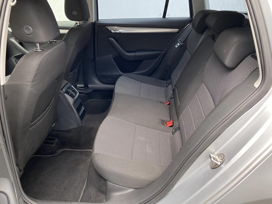 Škoda Octavia III 1.6 TDi Ambition
