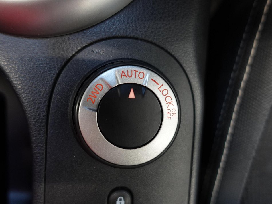Nissan Qashqai 2.0i Acenta 4x4