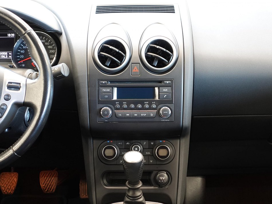 Nissan Qashqai 2.0i Acenta 4x4