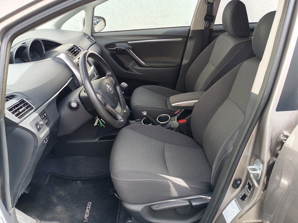 Toyota Verso 1.8 i 