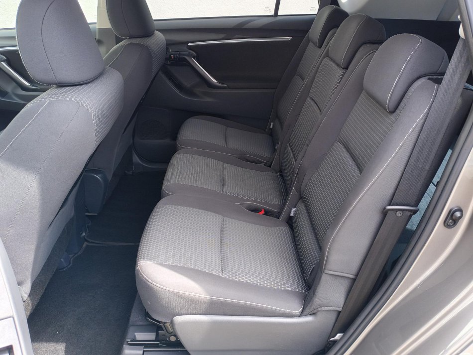 Toyota Verso 1.8 i 