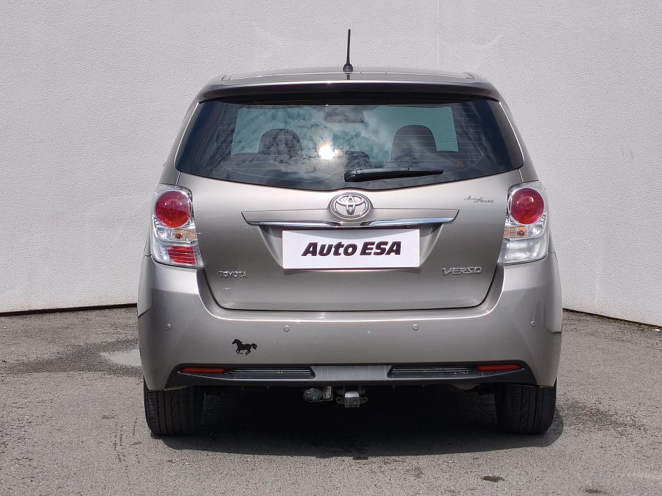 Toyota Verso 1.8 i 