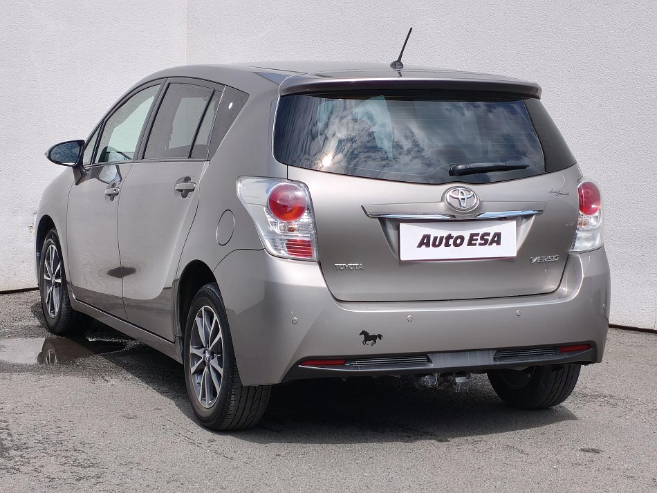 Toyota Verso 1.8 i 