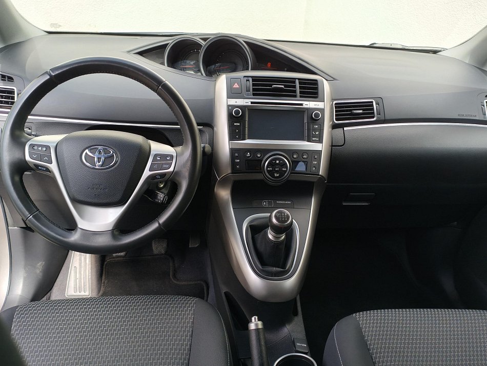 Toyota Verso 1.8 i 