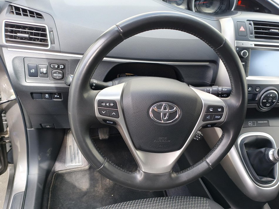 Toyota Verso 1.8 i 