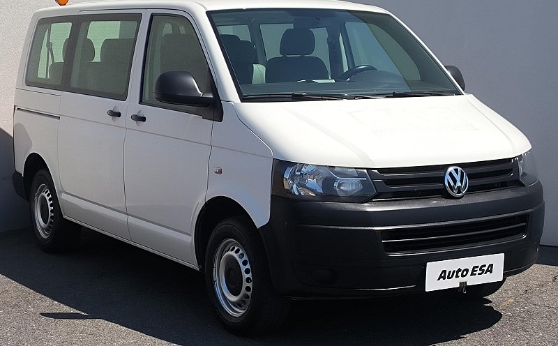 Volkswagen Transporter 2.0TDi  8míst