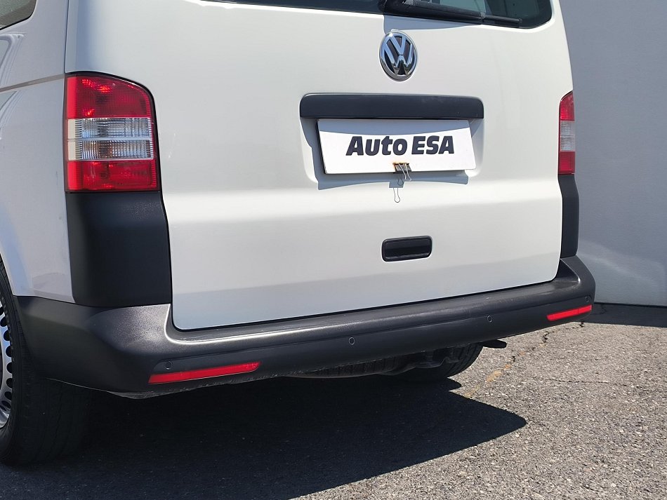 Volkswagen Transporter 2.0TDi  8míst