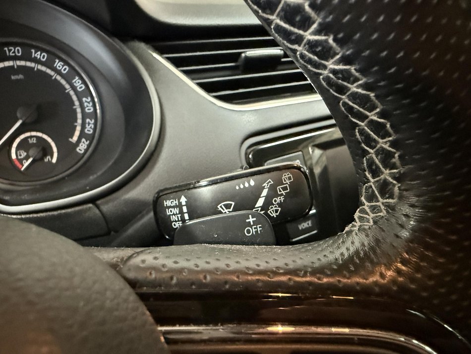 Škoda Octavia III 2.0 TDi RS