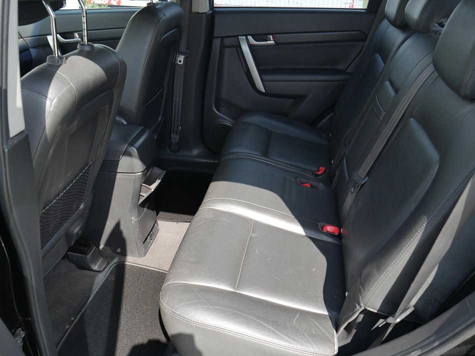 Chevrolet Captiva 2.4 i 