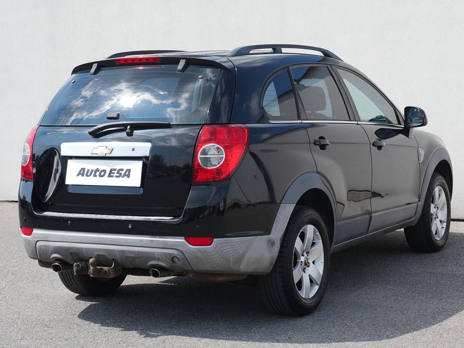 Chevrolet Captiva 2.4 i 
