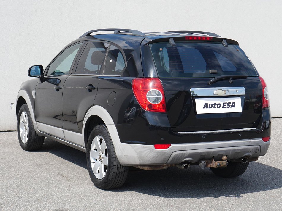 Chevrolet Captiva 2.4 i 