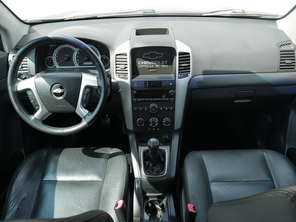 Chevrolet Captiva 2.4 i 
