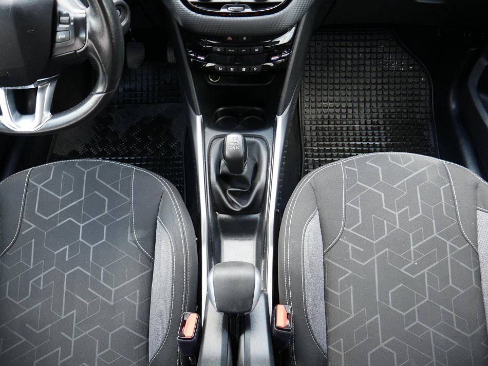 Peugeot 2008 1.6 HDi Active