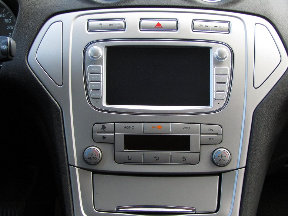 Ford Mondeo 1.6i 