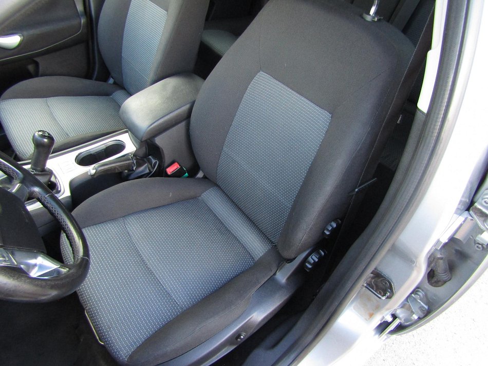 Ford Mondeo 1.6i 