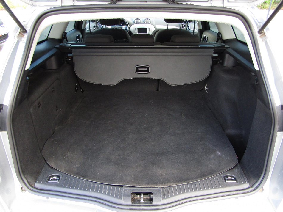 Ford Mondeo 1.6i 