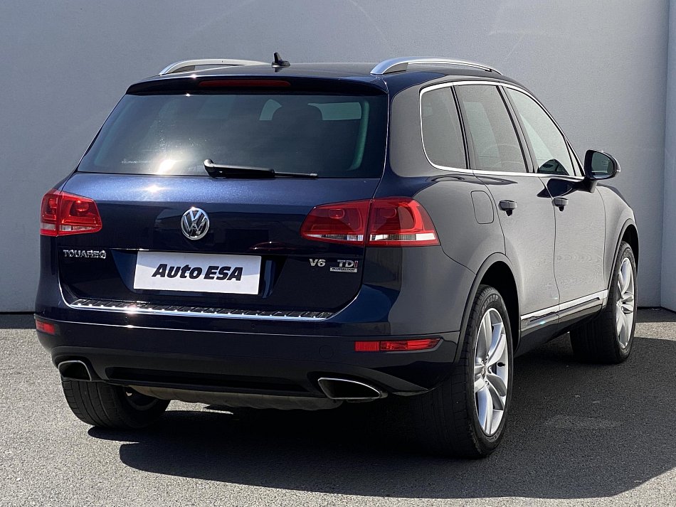 Volkswagen Touareg 3.0 TDi V6  4x4
