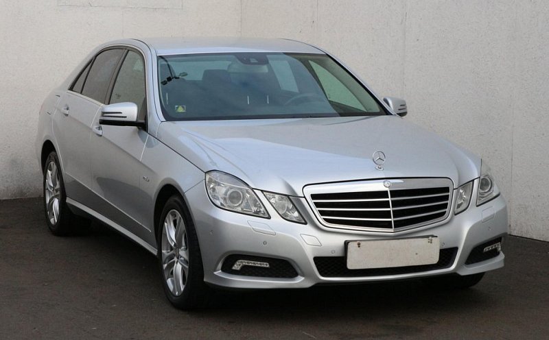 Mercedes-Benz Třída E 2.2 CDi Avantgarde E220