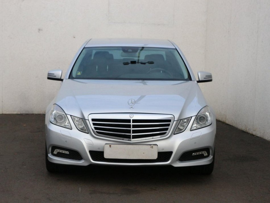 Mercedes-Benz Třída E 2.2 CDi Avantgarde E220