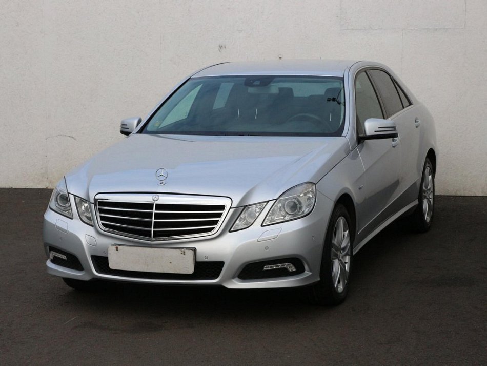 Mercedes-Benz Třída E 2.2 CDi Avantgarde E220